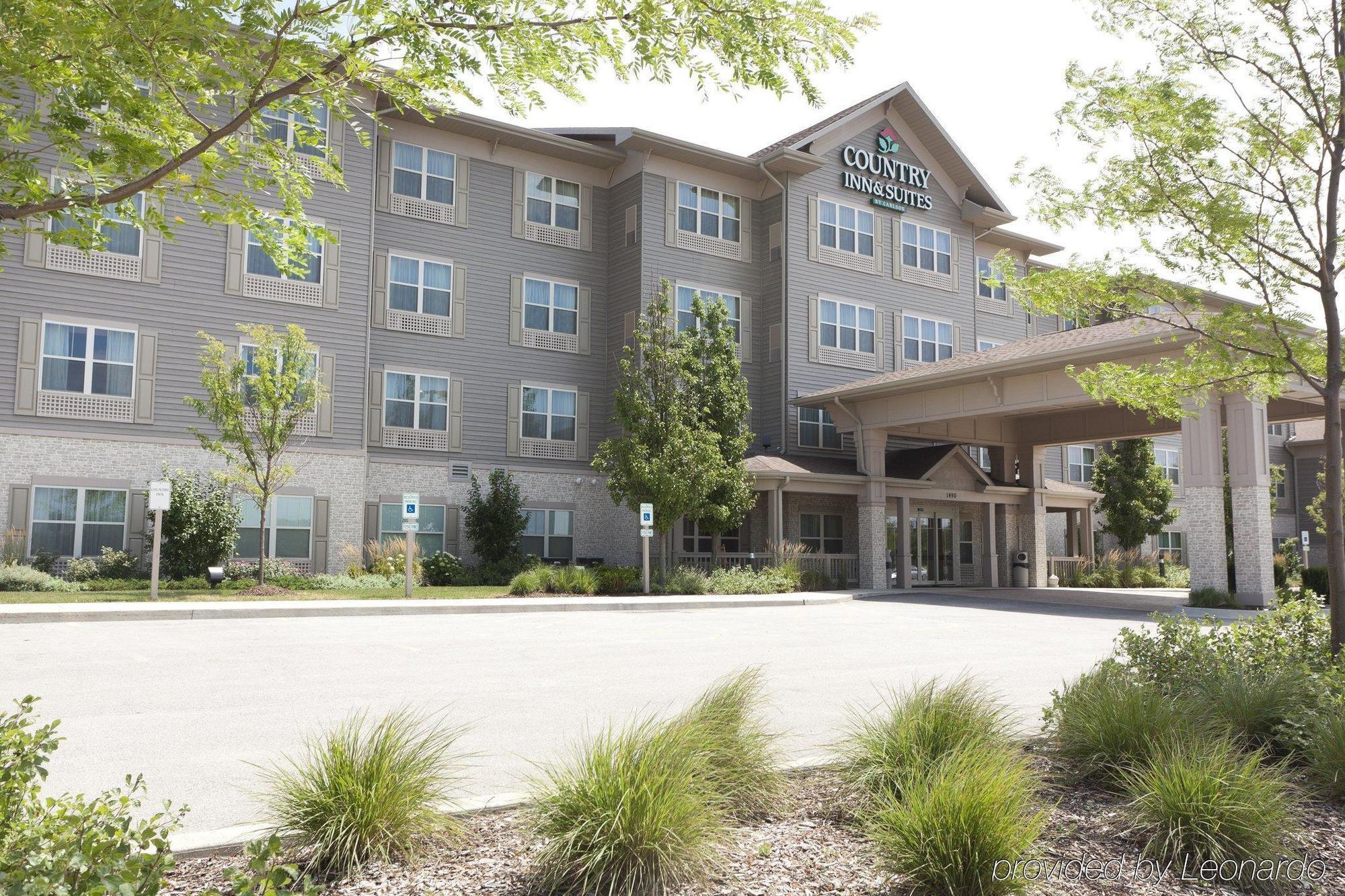 Holiday Inn Express Hotel & Suites Chicago West Roselle By Ihg Exterior photo